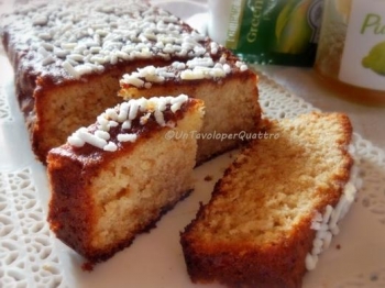 Cake al the verde con marmellata di bergamotto